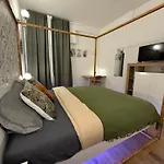 Ama Esclusive Apartment Florenz